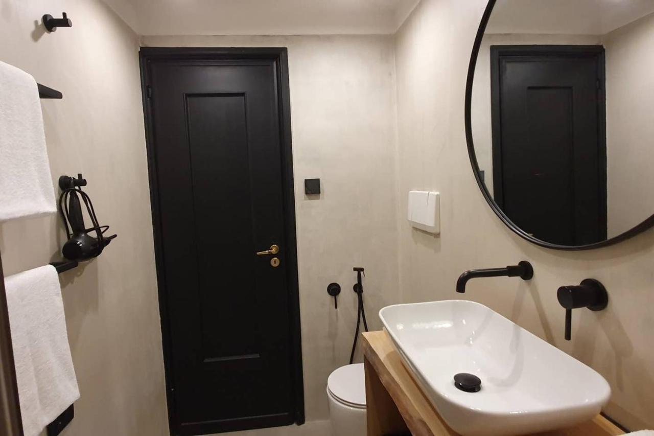 Joivy Heart Of The City 1 Bed Apt Near Castle Belvedere Генуа Екстериор снимка