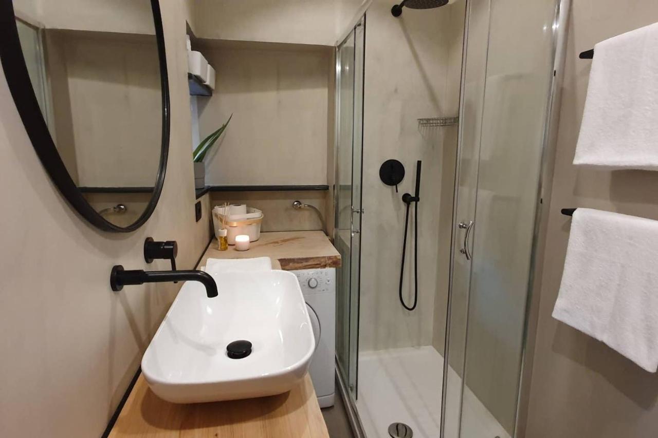 Joivy Heart Of The City 1 Bed Apt Near Castle Belvedere Генуа Екстериор снимка